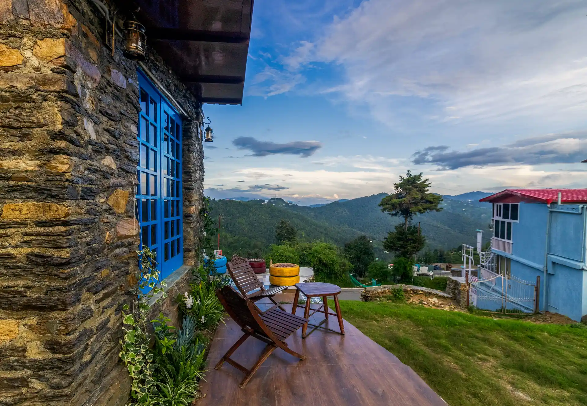 Stargazing and bonfire nights at Stone Heritage Mukteshwar